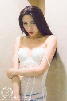 anh-noi-y-em-thu-ky-chan-dai-deo-kinh-de-thuong (42)